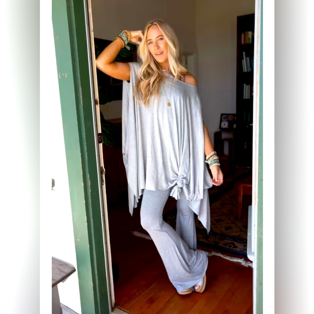 Three bird nest wren tunic and Cher flare set- heather gray